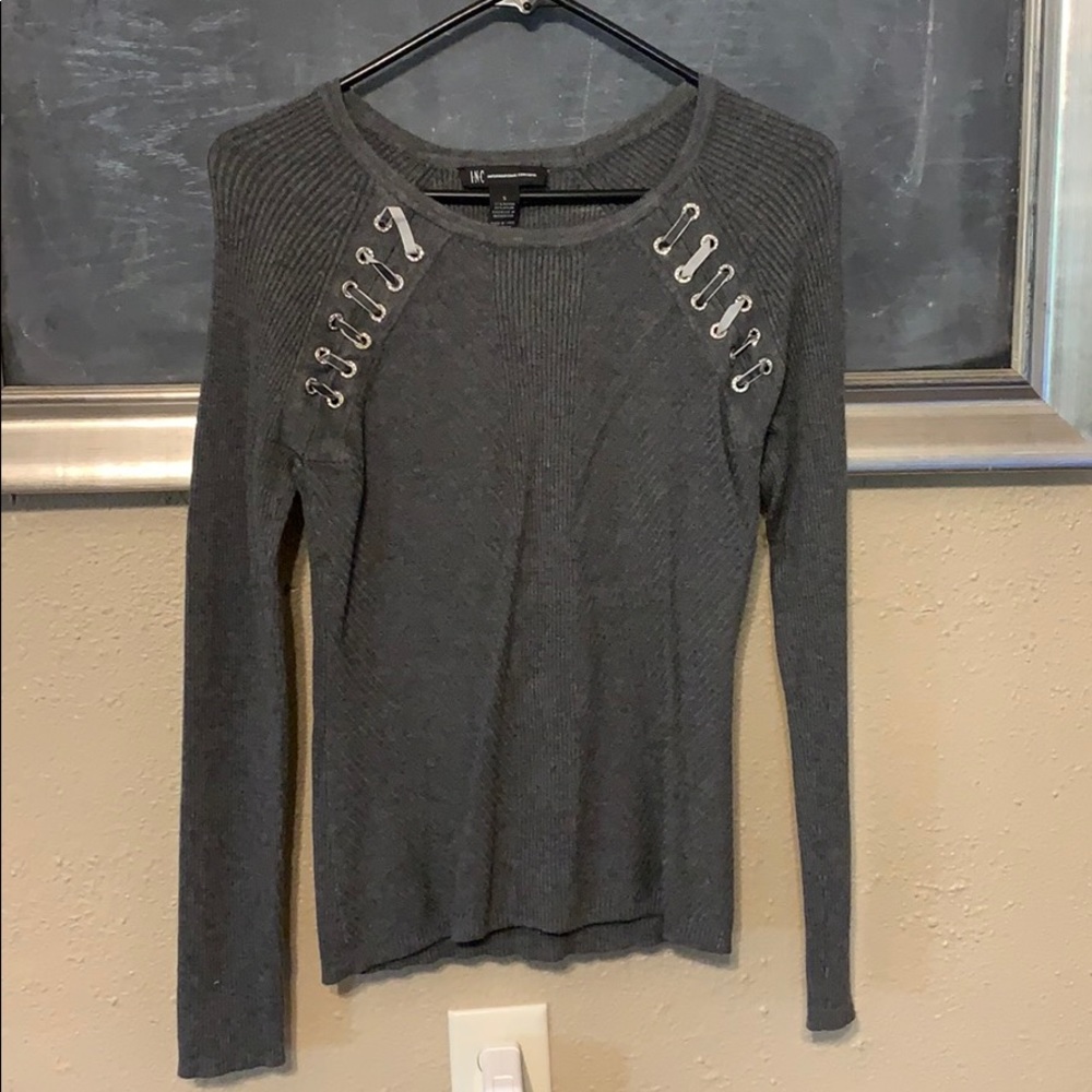 Long sleeve sweater